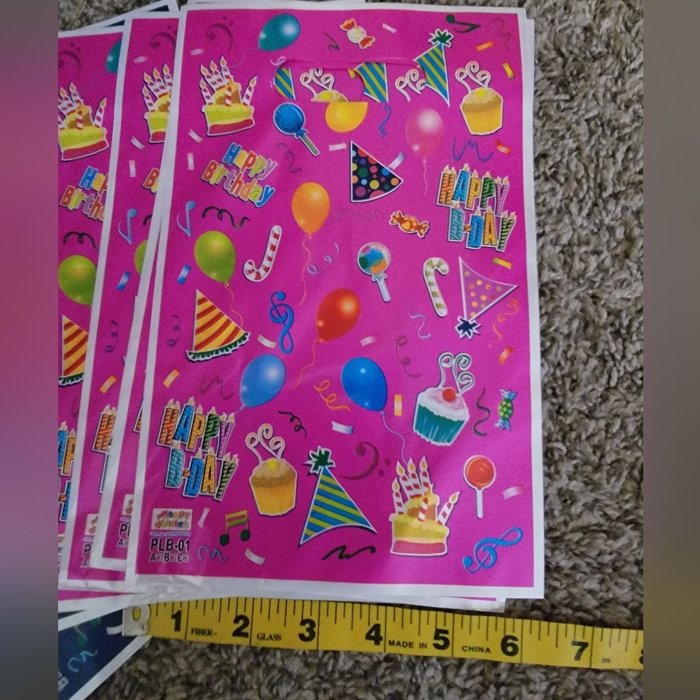 10 New Birthday Party Favor Bags - Picture 6 of 8